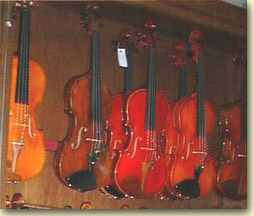 violinsc3o.jpg (27967 bytes)